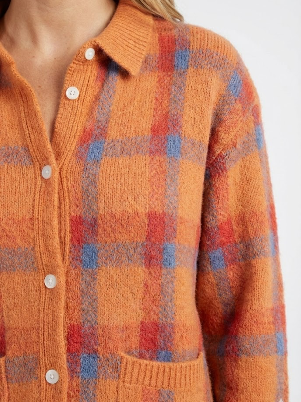 Tesa – Blød strikcardigan med tern